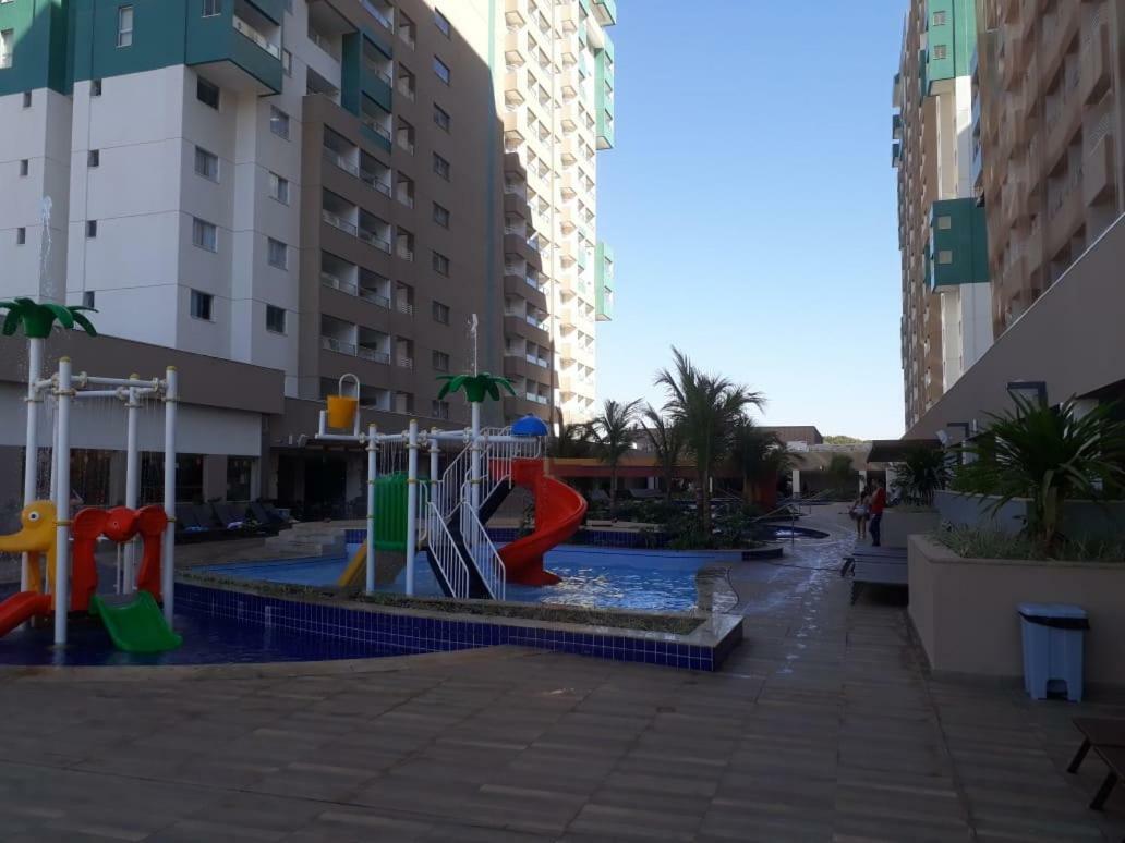 Olimpia Park Resort - 100M Do Parque Thermas Dos Laranjais Exterior photo