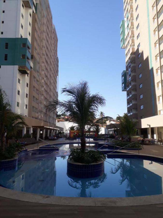 Olimpia Park Resort - 100M Do Parque Thermas Dos Laranjais Exterior photo